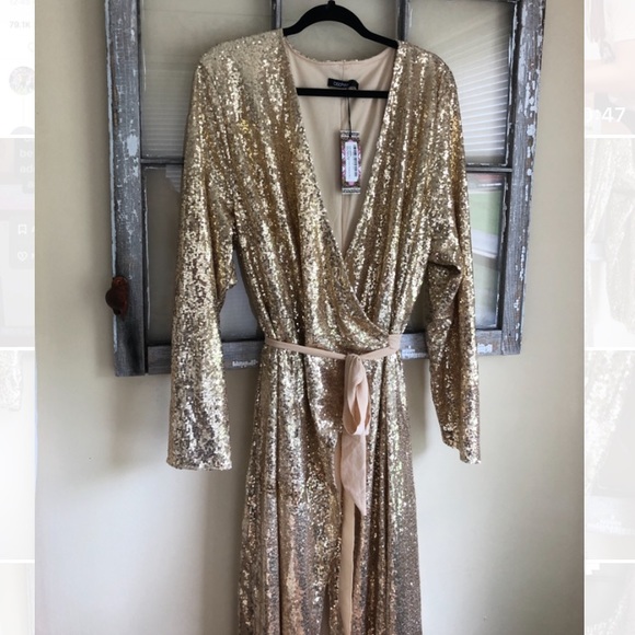 Boohoo Plus Dresses & Skirts - Gold Sequin Wrap Dress